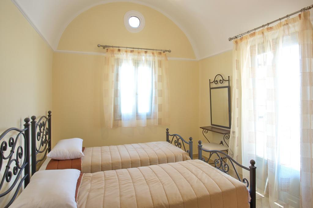 Villa Serene Kamari  Exterior photo